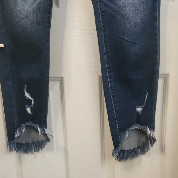 KanCan Raw Hem - Picture 3 of 6